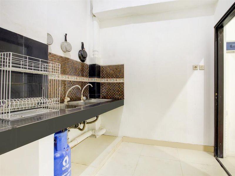 Vaccinated Staff - Spot On 3928 Terrace House Syariah Ξενοδοχείο Pondoktjing Dua Εξωτερικό φωτογραφία